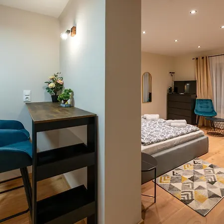 公寓 Astoria R91 One Bedroom
